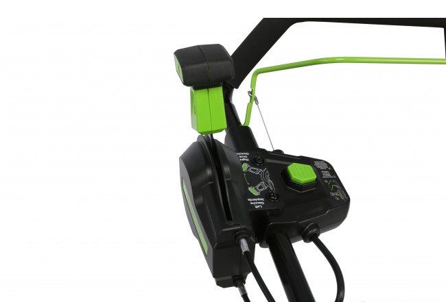 Снегоуборщик GREENWORKS GD82 82V (56 СМ) бесщёточный аккумуляторный Снегоуборщик GREENWORKS GD82 82V (56 СМ) бесщёточный аккумуляторный